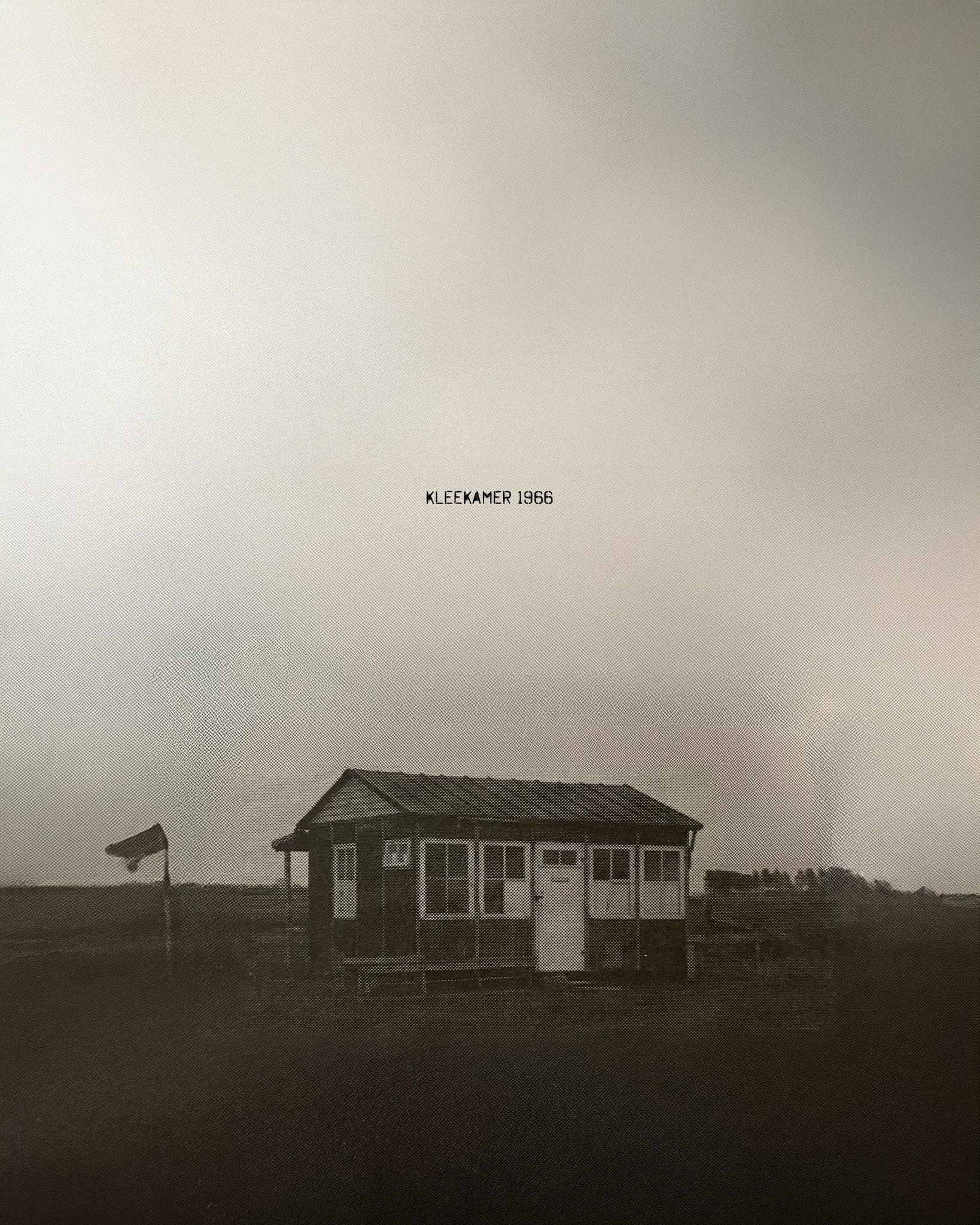 It’s good to touch, the green green grass of home!