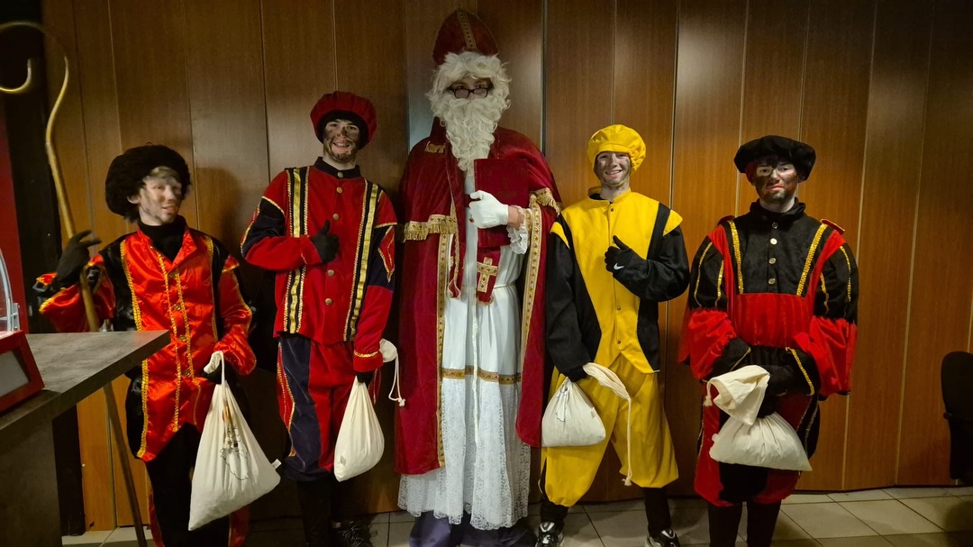 Sinterklaas bezoekt sportpark Hamerden!